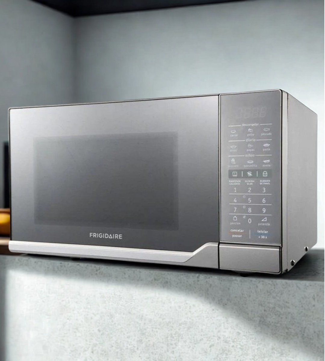 Frigidaire Microondas 900 W 1.1 pies Plateado FMDO30S3GSPG
